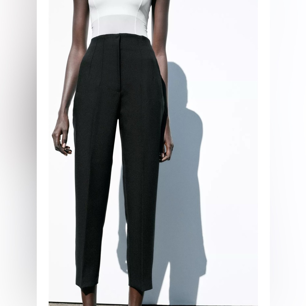 Zara Black High-Waist Ankle-Length Pant